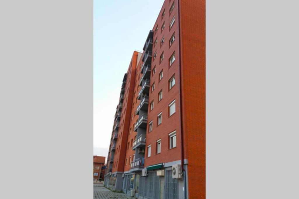 Apartment 13C Pristina Extérieur photo