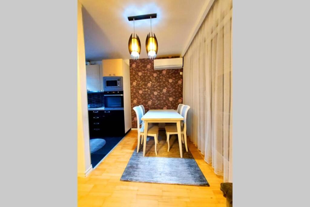 Apartment 13C Pristina Extérieur photo
